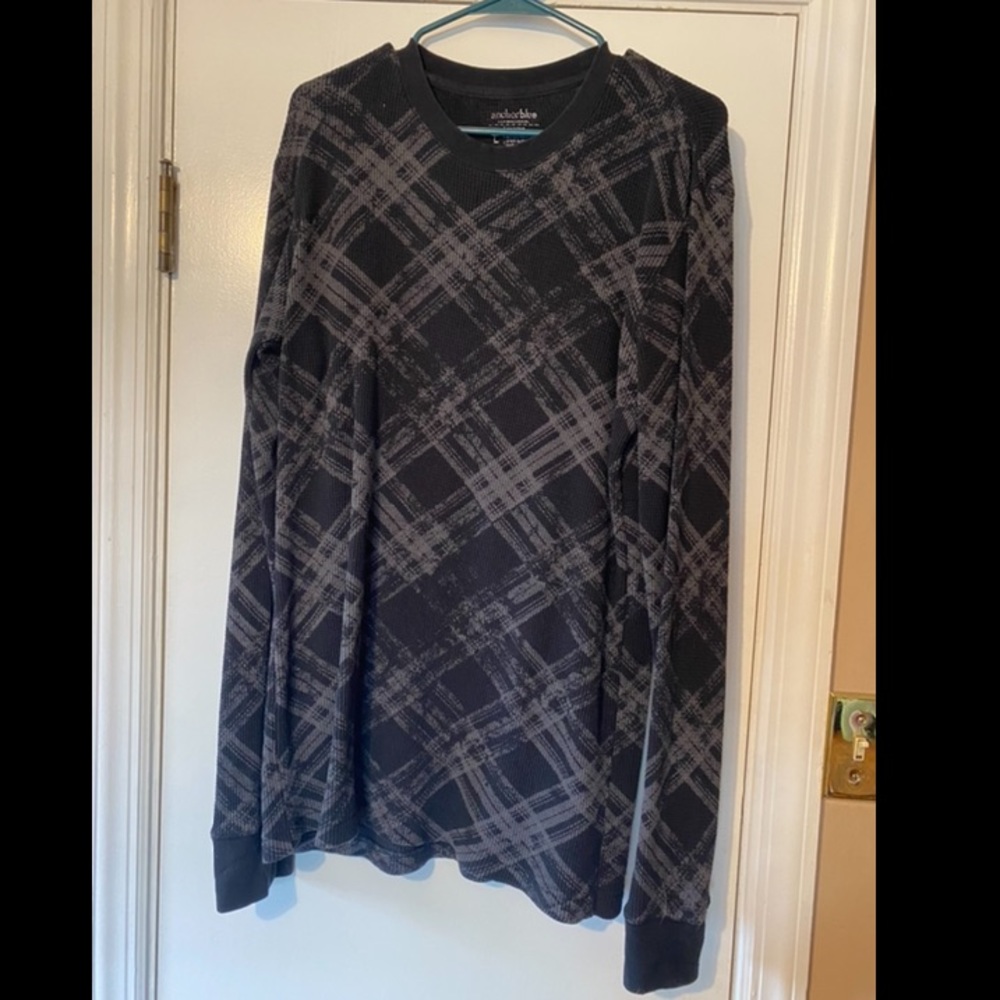 Men’s Black Plaid Thermal top